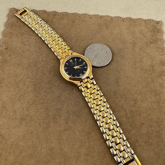 Vintage Givenchy Paris Designed Gold Watch - Picture 5 of 8